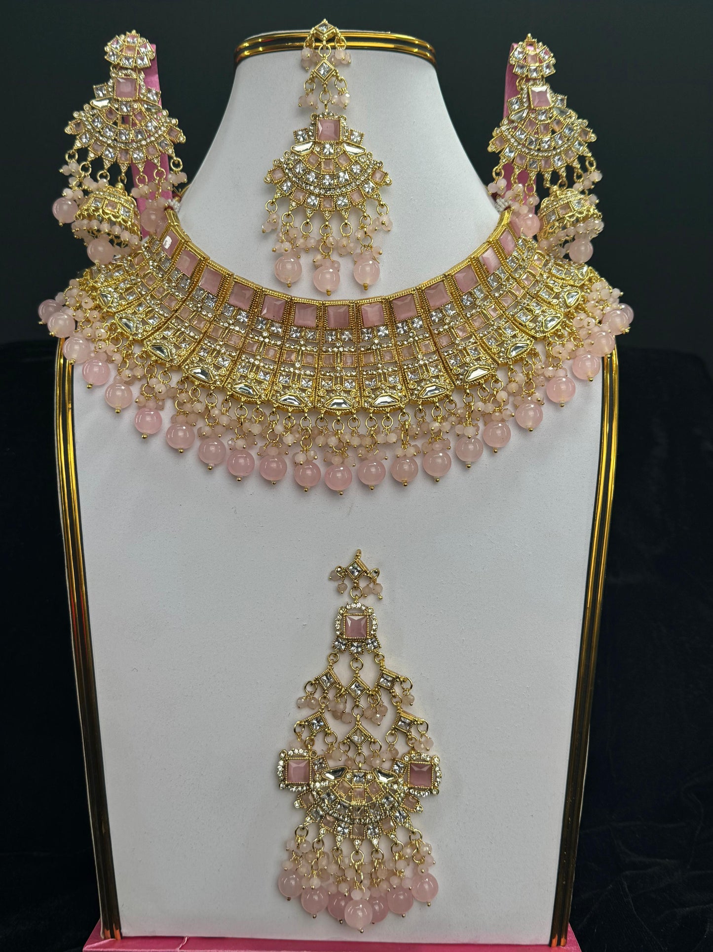 Firozah The Necklace Set By Stonage