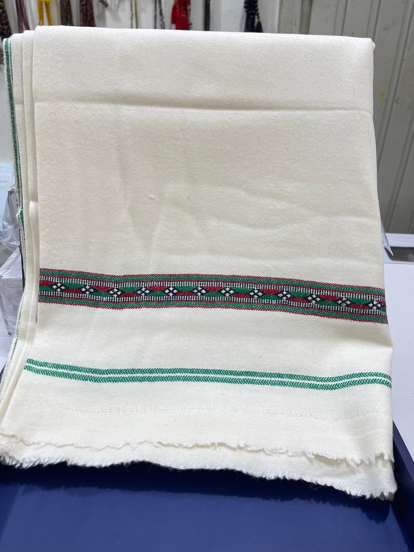 Herati - Handmade Wool Shawl