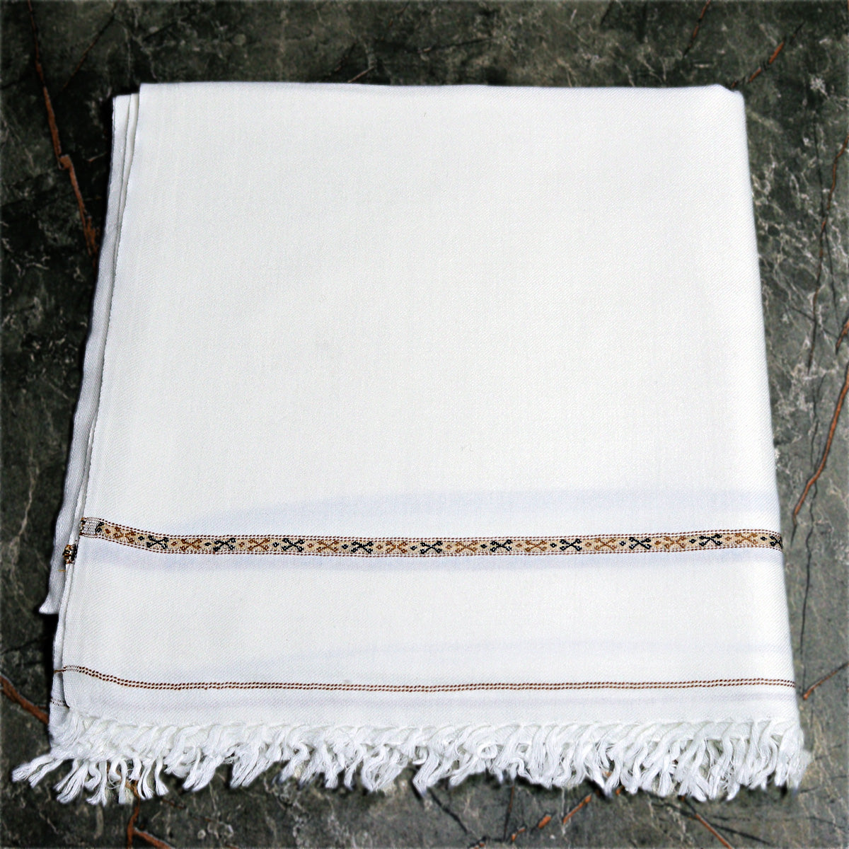 Pashmina (پشمینہ) 96 Swati Handmade Shawl Off-White.