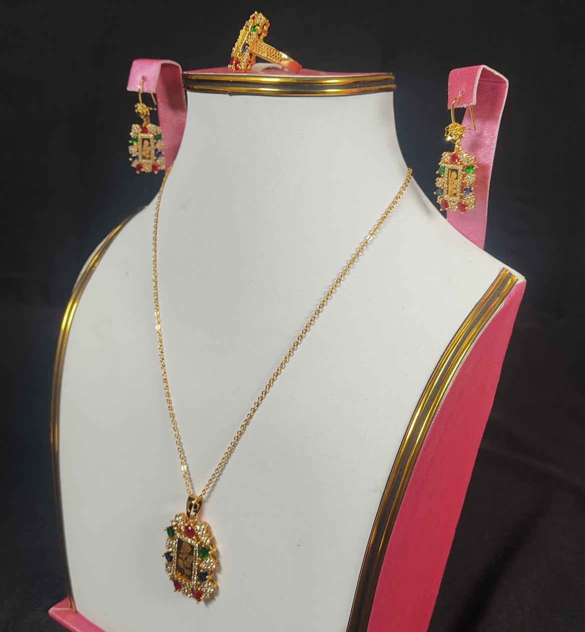 Rozi The Necklace By Stonage
