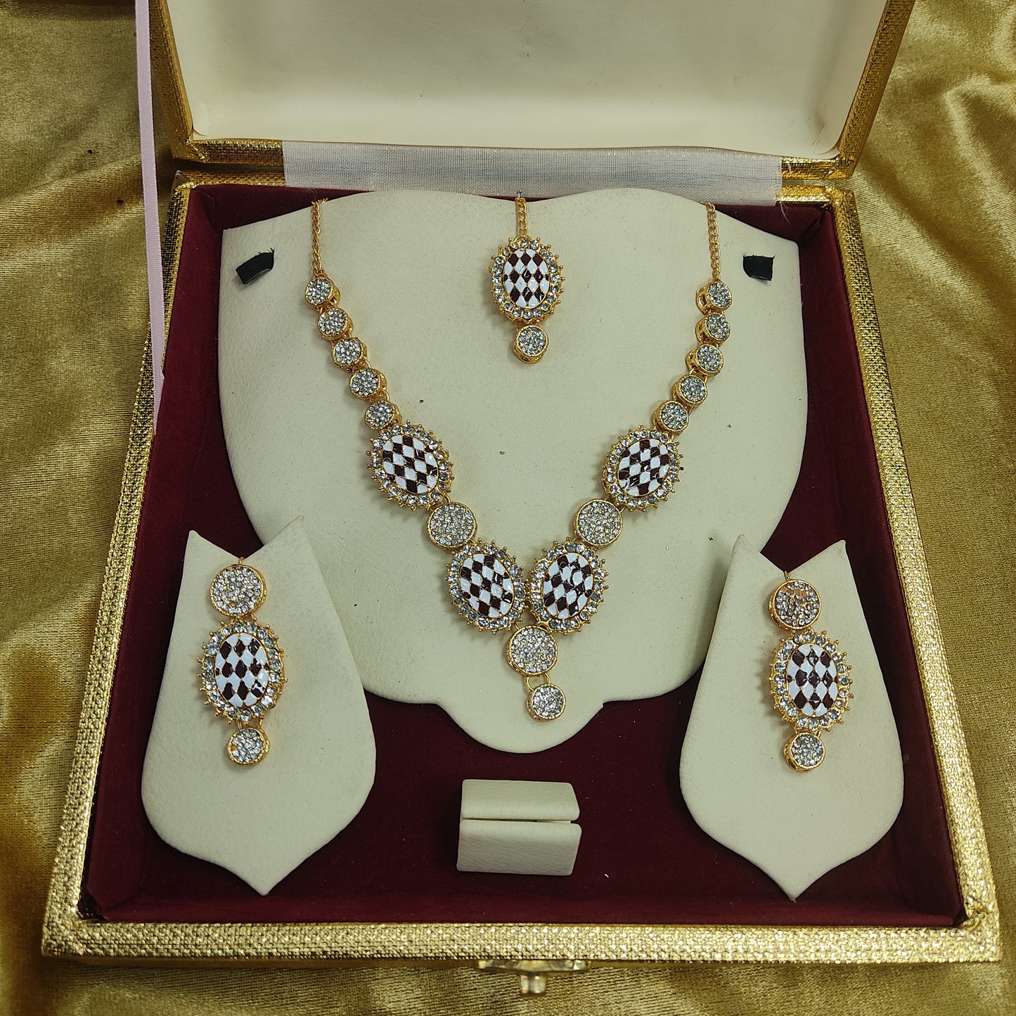 Zaha The Necklace By Stonage