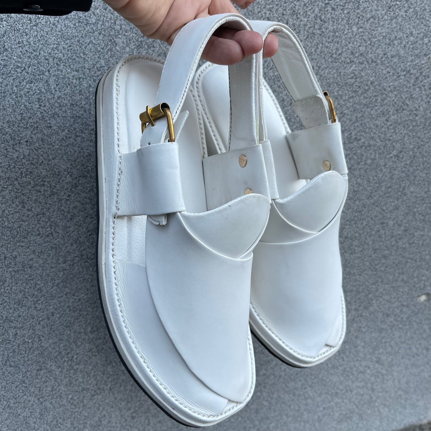 Pehshawri - Naram Qadam-Pro- White