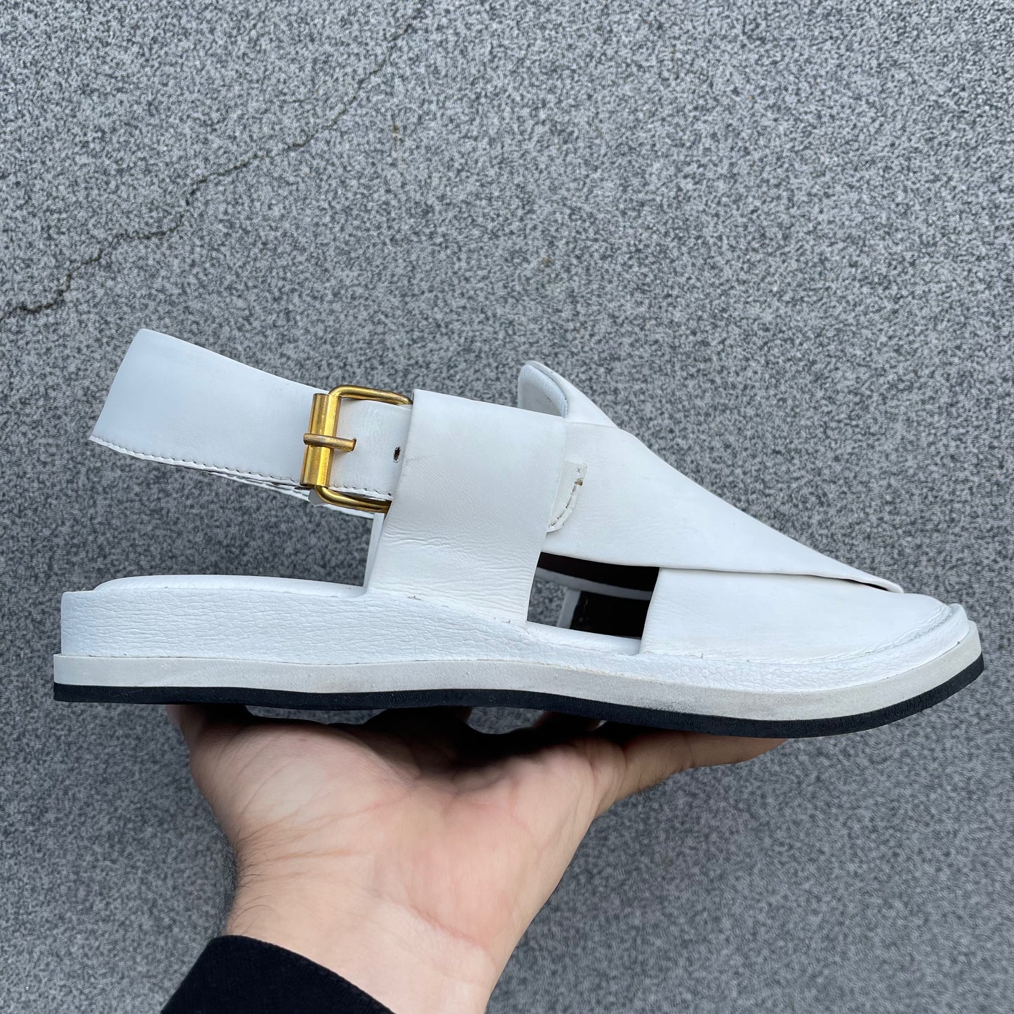 Pehshawri - Naram Qadam-Pro- White