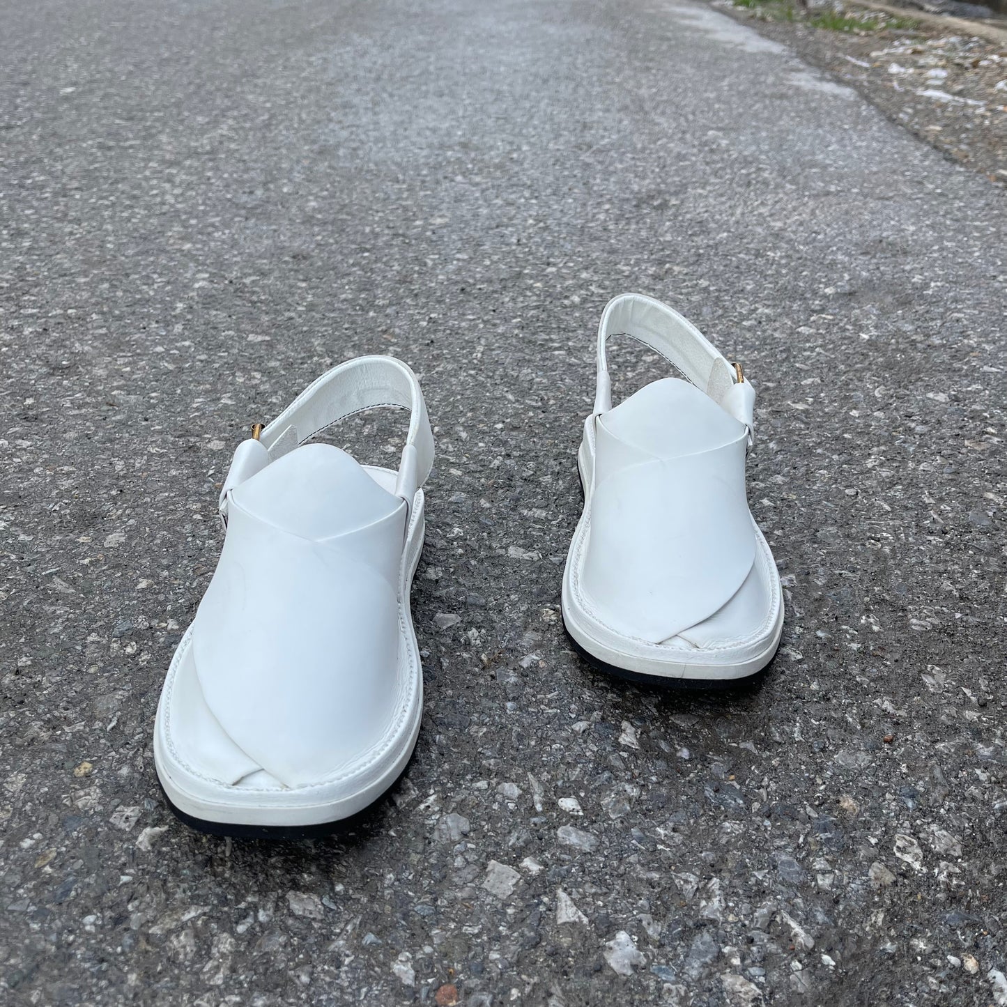 Pehshawri - Naram Qadam-Pro- White