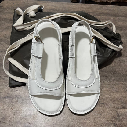 2 In 1  Hajj & Umrah Combo, Drawstring Bag + Haj Umrah Premium Slippers .